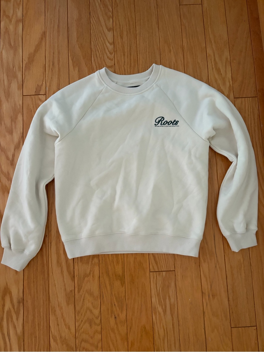 NWOT Roots Organic Cotton Cream Crewneck Sweatshirt Unisex XS